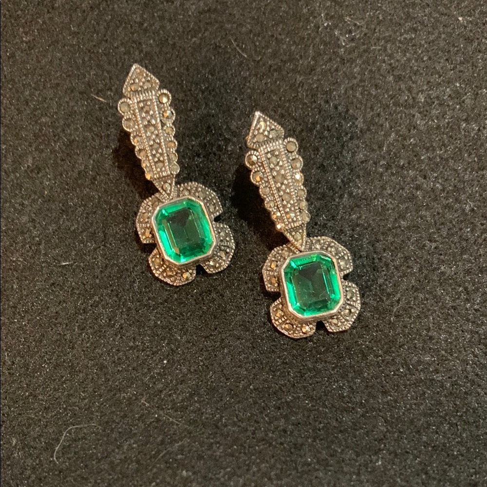 Emerald Green Drop Earrings